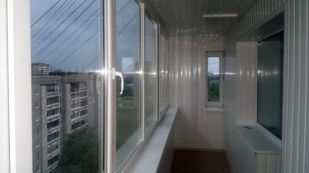 Остекление балкона, общее фото