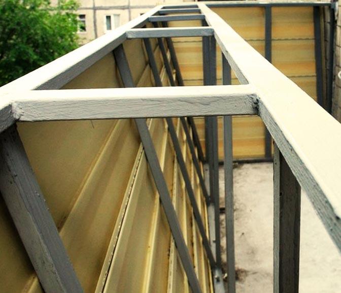 Остекление балконов с выносом подоконника, цены на остекление балкона с выносом в 